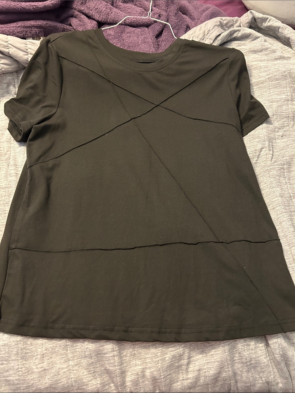 Women’s black Short-Sleeve Crewneck Top - Classic Knit